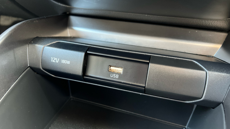 Kia Stonic 1.0T GDi 48V GT-Line S 5dr DCT Petrol Estate